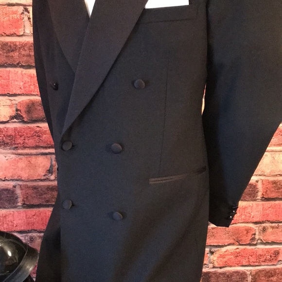 Benard Couture DB Tuxedo Coat - Picture 17 of 17